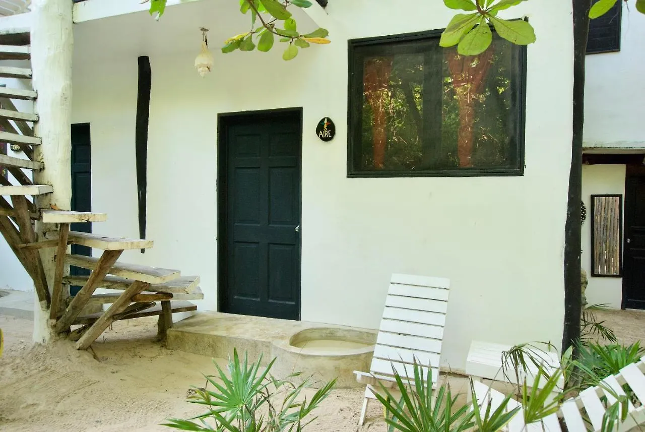 ****  Hotel Zulum Tulum Pueblo Mexico