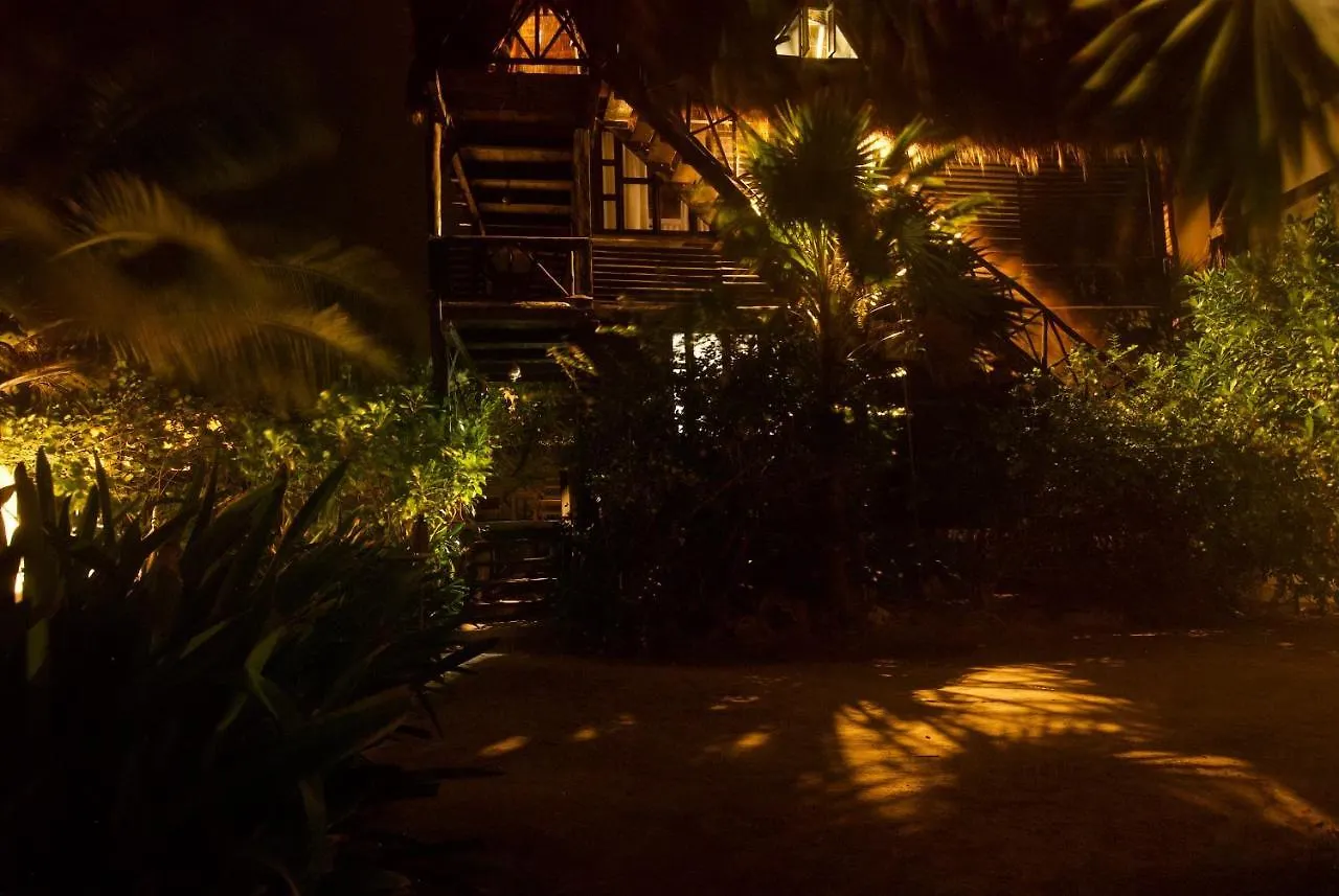 Hotel Zulum Tulum 4*,